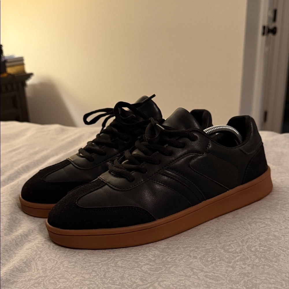 Casual Black Shoes